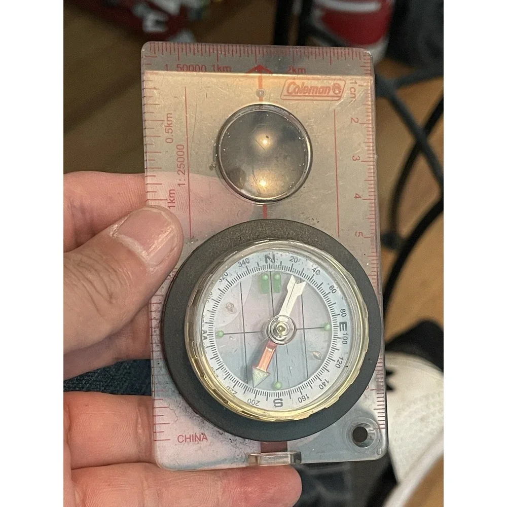 Coleman Compass with Magnifying Glass 4x3